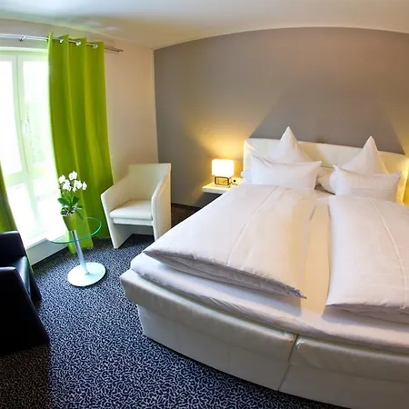 Eyberg Hotel Dahn
